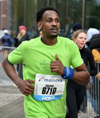 Auf der Marathonstrecke in Frankfurt