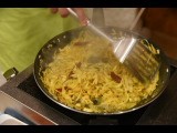 Gemeinsames Kochen beim indischen Kochabend
